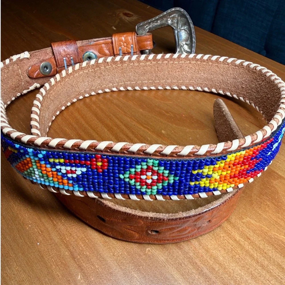 Vintage Beaded Western Floral Embossed Leather Belt Size 30 Whipstitch Buckle